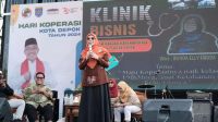 Elly Farida Jadi Narsum Diacara Talkshow Klinik Bisnis