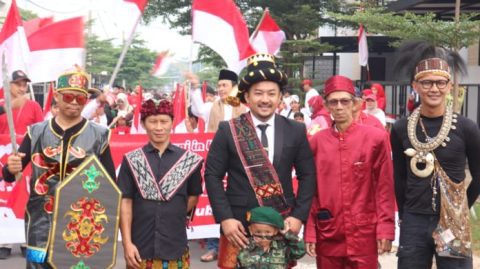 Dari kiri ke kanan, Budi Sapardi (Ketua RT 03), Nasrudin (Ketua RT 01), Ricco Ferdianto (Ketua RW 15), H. Romli (Ketua RT 04), Akbar Junisa Surya (Ketua RT 02)