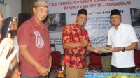 H. Bambang Sutopo bersama Wakil Walikota Depok, Imam Budi Hartono dalam acara peresmian Balai Warga Sukamaju-Cilodong.