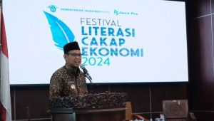 Wakil Wali Kota Depok, Imam Budi Hartono membuka Festival Literasi Cakap Ekonomi.