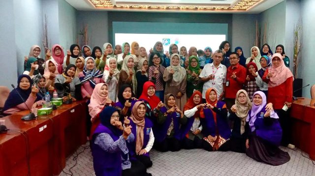 Pertemuan antara Pemerintah Kota Depok dengan perempuan tangguh.