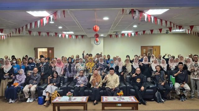 Kadiskarpus Depok Utang Wardaya, foto bersama narasumber dan peserta Forum Renja 2026. (dok. Narasumber).