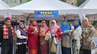 Pj Sekda Kota Depok, Nina Suzana (tengah) bersama jajaran DP3AP2KB Kota Depok.