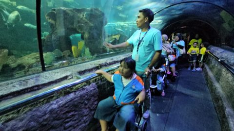 Pembina YGP Ajak Anak-anak Yayasan Sahabat Ayah Sarah Berwisata