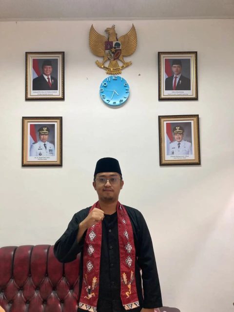 Lurah Pontir, Rengga Nugraha.