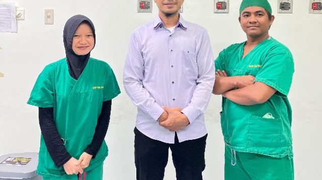 Tiga Perawat