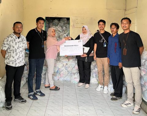 BRI BO Tambun Salurkan Program TJSL Bagikan 5.000 Paket Sembako 