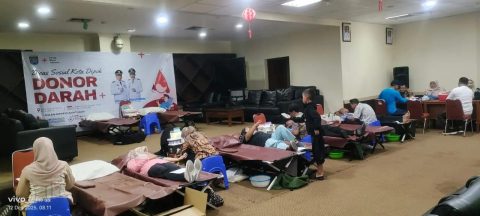 Dinsos Depok gelar donor darah dalam rangka memperingati HDI dan HKSN. (dok. Dinsos Depok).