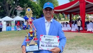 Lurah Duren Seribu (Duser), Ahmad Sabani.